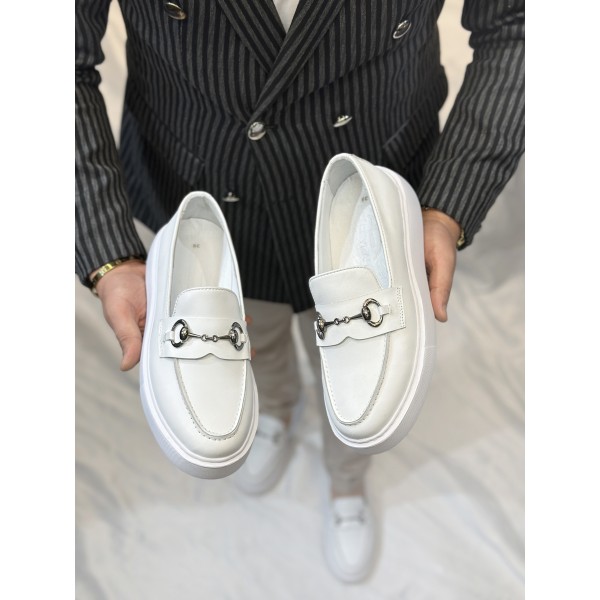 Jet Black Demir Toka Detaylı Hakiki Deri Babet Ayakkabı