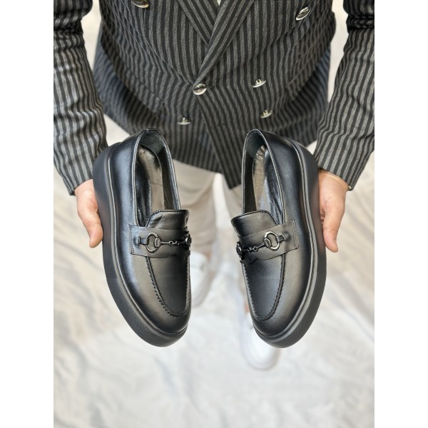 Jet Black Demir Toka Detaylı Hakiki Deri Babet Ay...