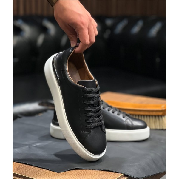 Toka Detaylı Hakiki Deri Sneaker 