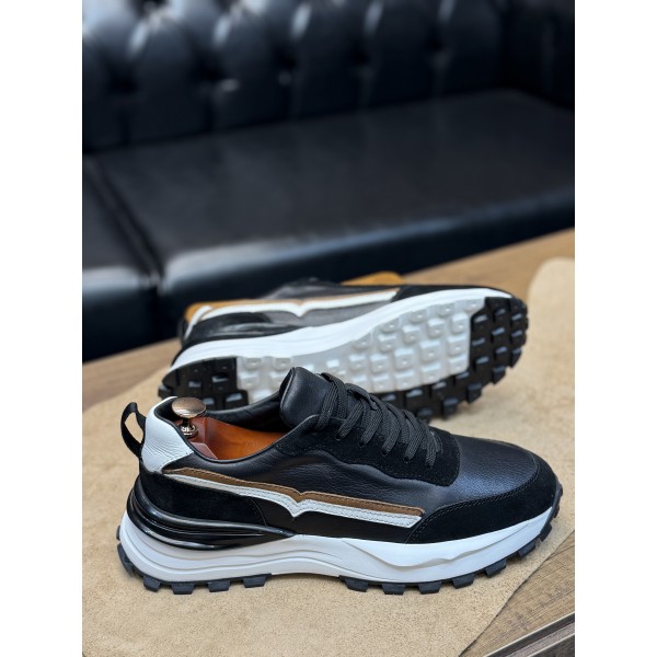 Etnik Detaylı deri spor ayakkabı 