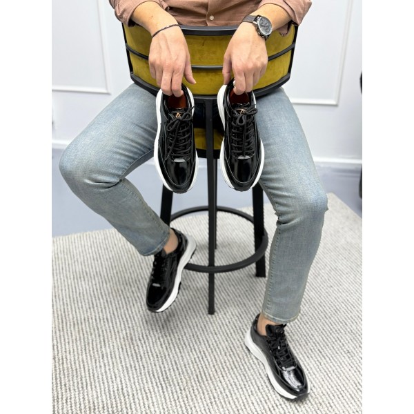 İthal Tabanlı Rugan Sneaker Ayakkabı 