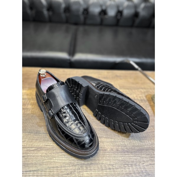 Kroko Desenli Toka Detaylı Deri Klasik Ayakkabı 