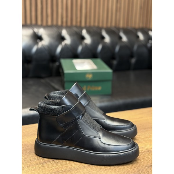 Deri Keçe Detaylı Spor Bot