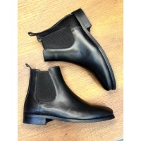 Prestige Black Chelsea Bot 