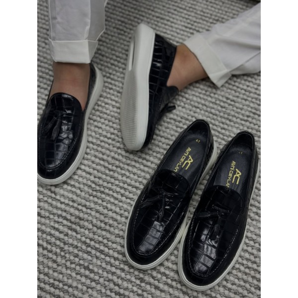 Kroko Detaylı Topuk Korumalı Hakiki Deri Babet Ayakkabı 