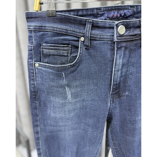Koyu Mavi Yırtmaç Detaylı Slim Fit Erkek Jean Kot Pantolon