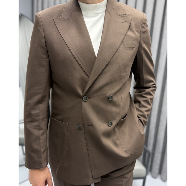 Classic Brown Kruvaze Takım Elbise Pile ve Toka Detaylı