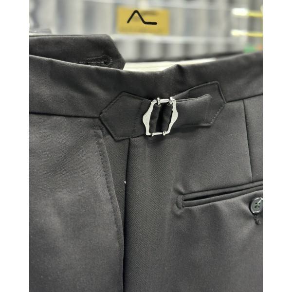 Erkek Premium Beyaz Tokalı Yüksek Bel Kumaş Pantolon – İtalyan Kesim Smart Casual Klasik Pantolon